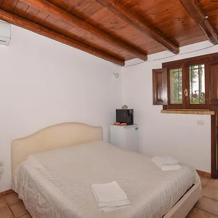 Cozy In Siracusa With Kitchen *